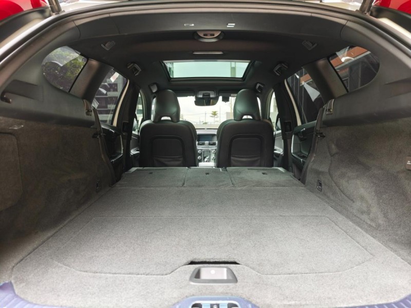 Volvo  XC60 XC60 RDESIGN | 新北市汽車商業同業公會｜TACA優良車商聯盟｜中古、二手車買車賣車公會認證保固