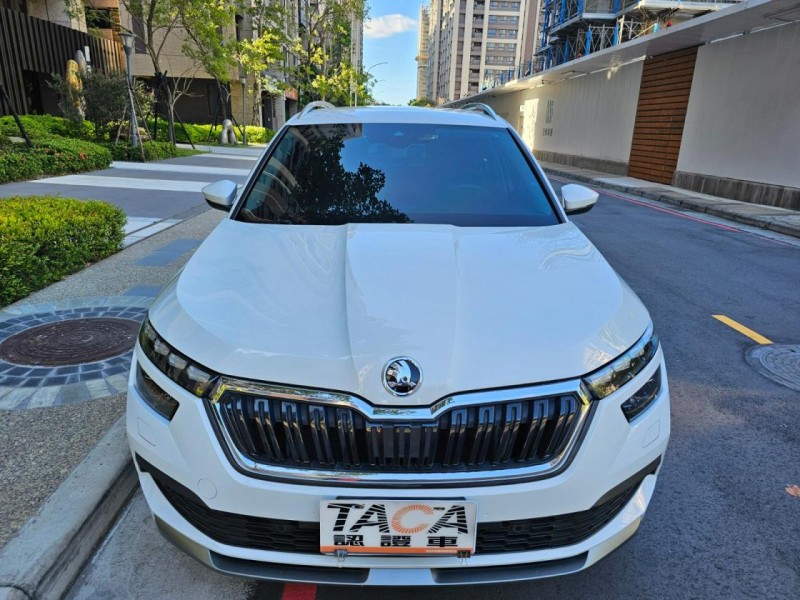 Skoda  Kodiaq 2021 Skoda Kamiq 1.0 TSI豪華動能版 | 新北市汽車商業同業公會｜TACA優良車商聯盟｜中古、二手車買車賣車公會認證保固