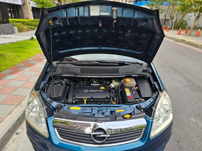 Opel  Zafira 德國原裝 1.8 五速自手排 七人座休旅車.安全.省油.省稅金 | 新北市汽車商業同業公會｜TACA優良車商聯盟｜中古、二手車買車賣車公會認證保固