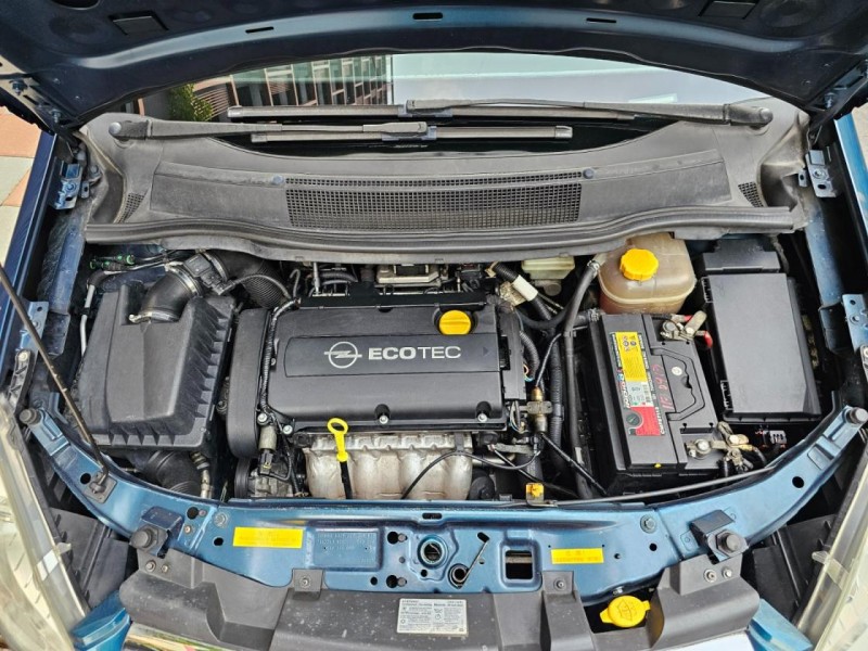 Opel  Zafira 德國原裝 1.8 五速自手排 七人座休旅車.安全.省油.省稅金 | 新北市汽車商業同業公會｜TACA優良車商聯盟｜中古、二手車買車賣車公會認證保固