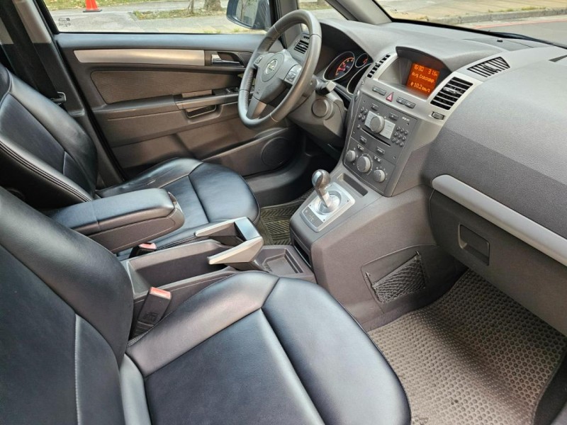 Opel  Zafira 德國原裝 1.8 五速自手排 七人座休旅車.安全.省油.省稅金 | 新北市汽車商業同業公會｜TACA優良車商聯盟｜中古、二手車買車賣車公會認證保固