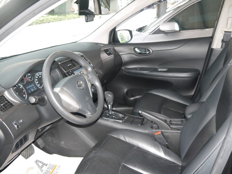 Nissan  Tiida 2014 Tiida 實跑8萬 I-key 恆溫 原廠影音 一手車 CP值超高 | 新北市汽車商業同業公會｜TACA優良車商聯盟｜中古、二手車買車賣車公會認證保固