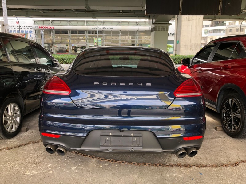 PORSCHE  Panamera 帕拉梅拉 2016 PanameraS版 HID頭燈僅跑5萬 360度環景總代理 市場唯一 | 新北市汽車商業同業公會｜TACA優良車商聯盟｜中古、二手車買車賣車公會認證保固