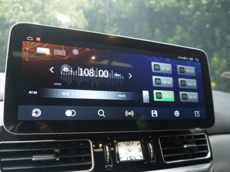 Mercedes-Benz/賓士   ML-CLASS  ML250 2015年式 ML250 安卓機 360度環景 天窗 電動尾門 總代理 | 新北市汽車商業同業公會｜TACA優良車商聯盟｜中古、二手車買車賣車公會認證保固