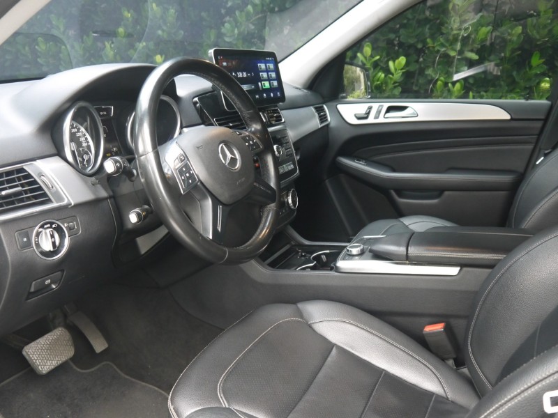 Mercedes-Benz/賓士   ML-CLASS  ML250 2015年式 ML250 安卓機 360度環景 天窗 電動尾門 總代理 | 新北市汽車商業同業公會｜TACA優良車商聯盟｜中古、二手車買車賣車公會認證保固