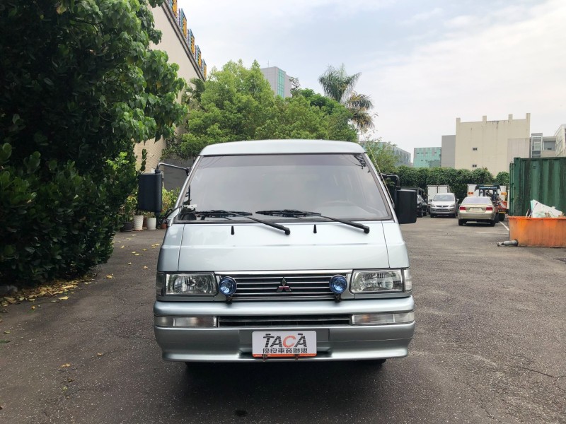 Mitsubishi  Delica 2012 得利卡 廂車 客貨兩用 8人座 電動窗 皮椅 | 新北市汽車商業同業公會｜TACA優良車商聯盟｜中古、二手車買車賣車公會認證保固