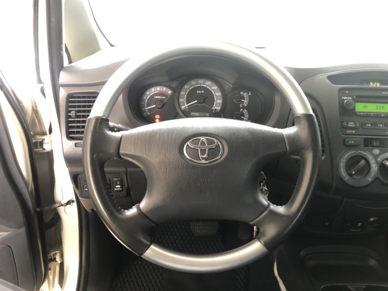 Toyota  Innova 2013 lnnova E版 僅跑9萬 跑超少 原版件 全額貸 | 新北市汽車商業同業公會｜TACA優良車商聯盟｜中古、二手車買車賣車公會認證保固
