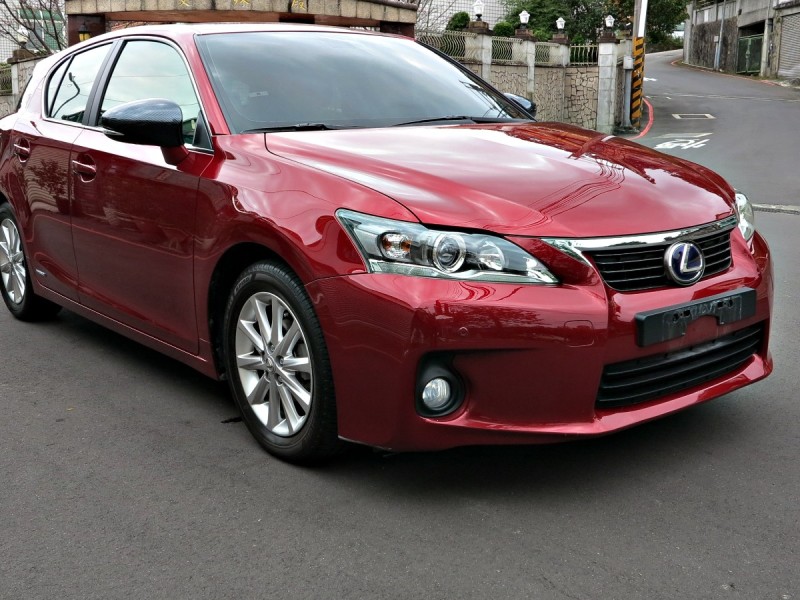 Lexus  CT200H Lexus CT200h 2012年 一手車 可認證 跑20000公里 | 新北市汽車商業同業公會｜TACA優良車商聯盟｜中古、二手車買車賣車公會認證保固