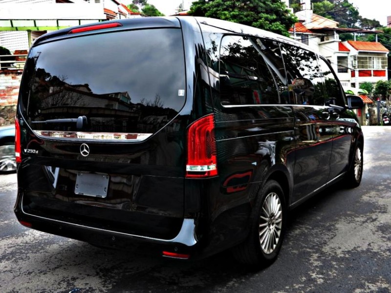 Mercedes-Benz/賓士   V-CLASS  V250d Benz (總代理)  V250d  2020年 跑30000公里 可認證 | 新北市汽車商業同業公會｜TACA優良車商聯盟｜中古、二手車買車賣車公會認證保固