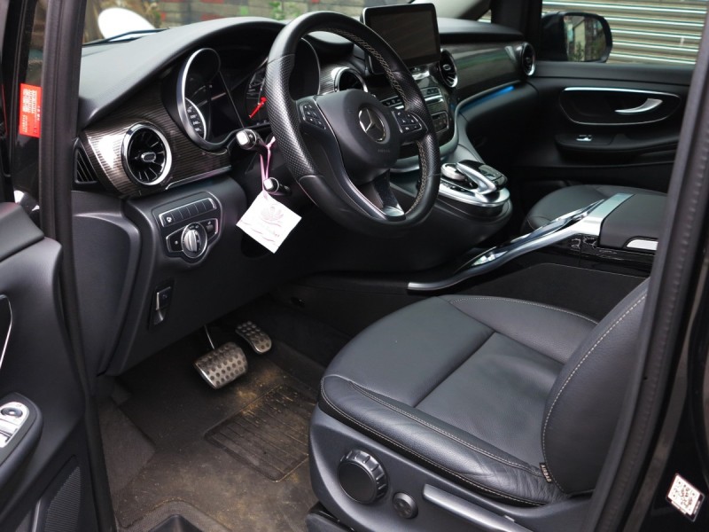 Mercedes-Benz/賓士   V-CLASS  V250d Benz (總代理)  V250d  2020年 跑30000公里 可認證 | 新北市汽車商業同業公會｜TACA優良車商聯盟｜中古、二手車買車賣車公會認證保固