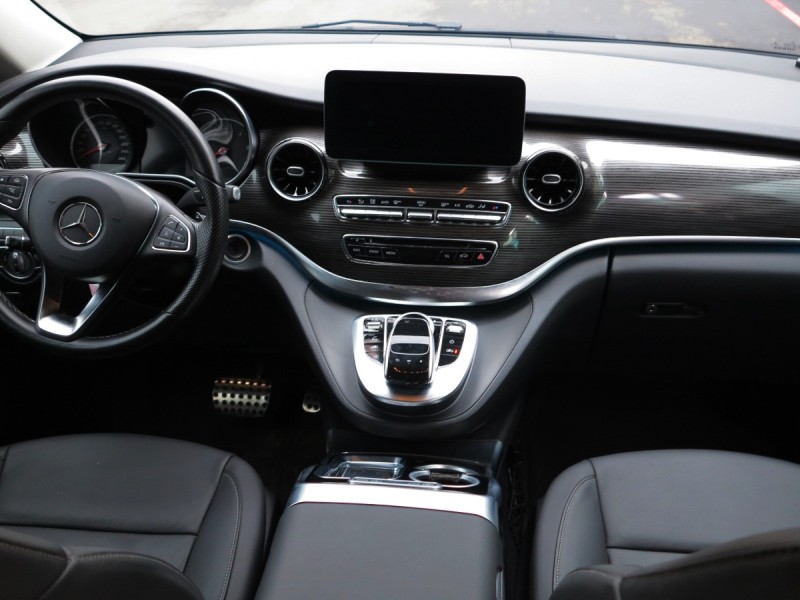 Mercedes-Benz/賓士   V-CLASS  V250d Benz (總代理)  V250d  2020年 跑30000公里 可認證 | 新北市汽車商業同業公會｜TACA優良車商聯盟｜中古、二手車買車賣車公會認證保固