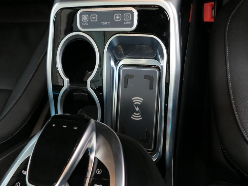 Mercedes-Benz/賓士   V-CLASS  V250d Benz (總代理)  V250d  2020年 跑30000公里 可認證 | 新北市汽車商業同業公會｜TACA優良車商聯盟｜中古、二手車買車賣車公會認證保固