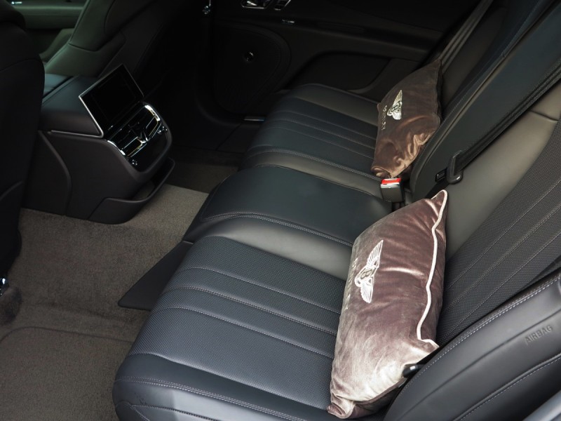 Bentley  Flying Spur BENTLEY(總代理)2024年 FLYING SPUR HYBRID | 新北市汽車商業同業公會｜TACA優良車商聯盟｜中古、二手車買車賣車公會認證保固