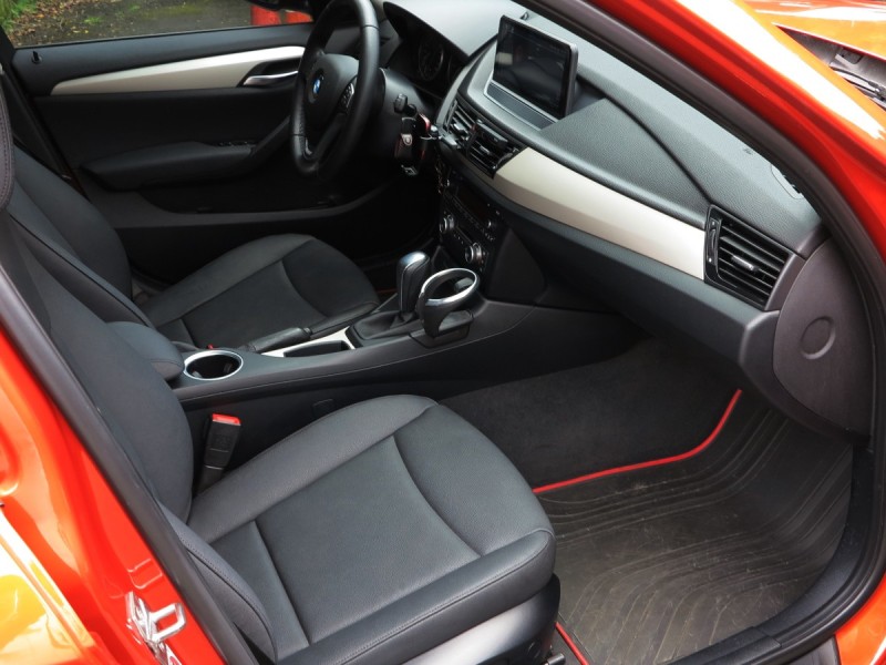 BMW/ 寶馬  X1 SERIES BMW(總代理) X1 18i 2015年 一手車 原漆  嚴選 | 新北市汽車商業同業公會｜TACA優良車商聯盟｜中古、二手車買車賣車公會認證保固