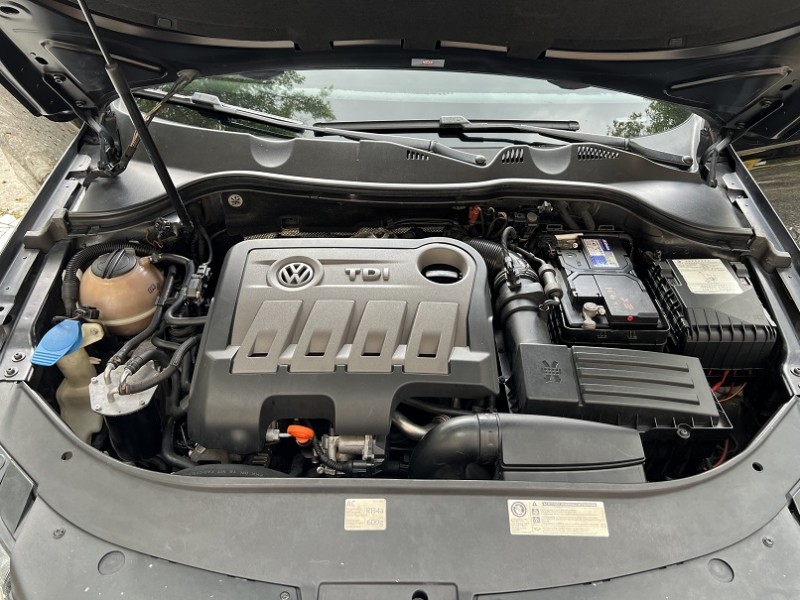 Volkswagen 福斯  Passat 新北市汽車公會保證 2012年領牌PASSAT旅行車.內外如新.省油況佳 | 新北市汽車商業同業公會｜TACA優良車商聯盟｜中古、二手車買車賣車公會認證保固
