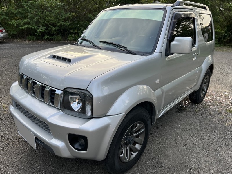 Suzuki  Jimny 新北市汽車公會保證 2015年式JIMNY.車況保養都優質.電子四傳加力箱. | 新北市汽車商業同業公會｜TACA優良車商聯盟｜中古、二手車買車賣車公會認證保固