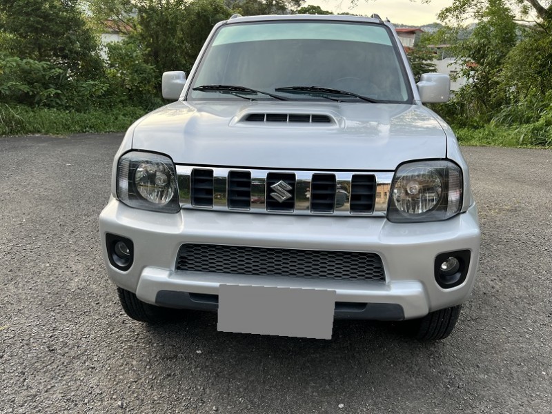 Suzuki  Jimny 新北市汽車公會保證 2015年式JIMNY.車況保養都優質.電子四傳加力箱. | 新北市汽車商業同業公會｜TACA優良車商聯盟｜中古、二手車買車賣車公會認證保固