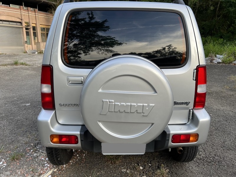 Suzuki  Jimny 新北市汽車公會保證 2015年式JIMNY.車況保養都優質.電子四傳加力箱. | 新北市汽車商業同業公會｜TACA優良車商聯盟｜中古、二手車買車賣車公會認證保固