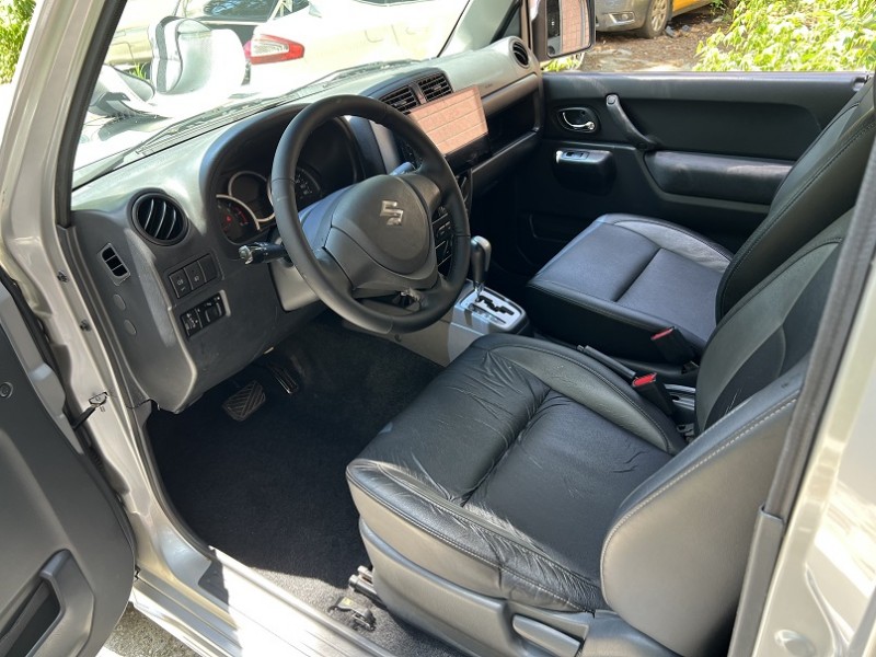 Suzuki  Jimny 新北市汽車公會保證 2015年式JIMNY.車況保養都優質.電子四傳加力箱. | 新北市汽車商業同業公會｜TACA優良車商聯盟｜中古、二手車買車賣車公會認證保固