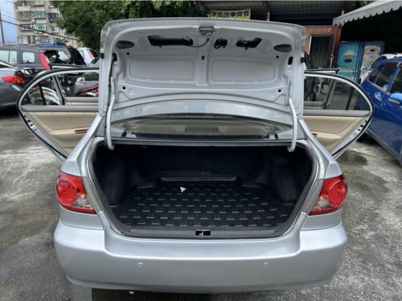 Toyota  Altis ~TACA優良車商~*(小林汽車)* 僅跑13萬 正2006年 TOYOTA ALTIS 豐田 阿提斯 1.8 銀色 1.5代 小改款 | 新北市汽車商業同業公會｜TACA優良車商聯盟｜中古、二手車買車賣車公會認證保固