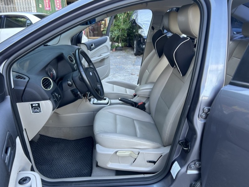Ford/福特  Focus ~TACA優良車商~*(小林汽車)* 正2007年 FORD FOCUS 福特 佛卡斯 1.8 汽油 灰色 四門 手自排 | 新北市汽車商業同業公會｜TACA優良車商聯盟｜中古、二手車買車賣車公會認證保固
