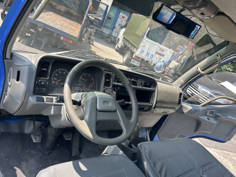 Mitsubishi  Canter ~TACA優良車商~*(小林汽車)* 正2005年 MITSUBISHI CANTER 三菱 堅達 2.8 藍色 貨車 三期 木床 尾門 標準斗 柴油 渦輪 六輪 手排 三噸半 | 新北市汽車商業同業公會｜TACA優良車商聯盟｜中古、二手車買車賣車公會認證保固