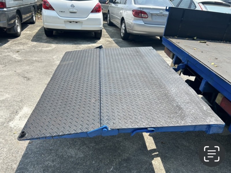 Mitsubishi  Canter ~TACA優良車商~*(小林汽車)* 正2005年 MITSUBISHI CANTER 三菱 堅達 2.8 藍色 貨車 三期 木床 尾門 標準斗 柴油 渦輪 六輪 手排 三噸半 | 新北市汽車商業同業公會｜TACA優良車商聯盟｜中古、二手車買車賣車公會認證保固