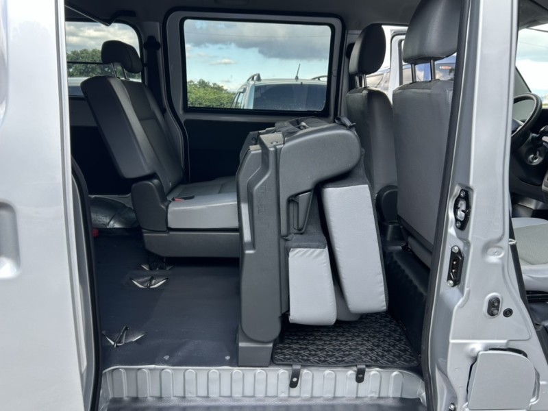 Toyota  Town Ace ~TACA優良車商~*(小林汽車)* 正2023年 豐田 TOYOTA TOWN ACE 1.5 銀色 自排 廂車 後出風口 五人座 螢幕 | 新北市汽車商業同業公會｜TACA優良車商聯盟｜中古、二手車買車賣車公會認證保固
