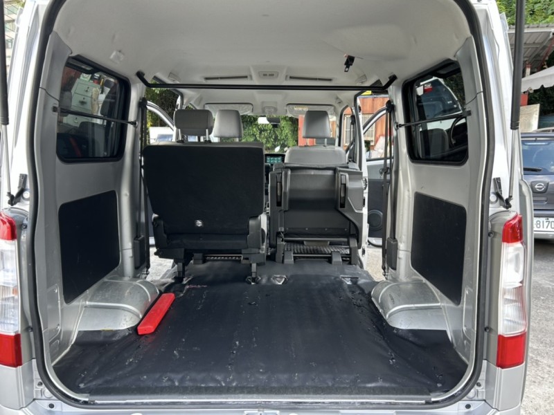 Toyota  Town Ace ~TACA優良車商~*(小林汽車)* 正2023年 豐田 TOYOTA TOWN ACE 1.5 銀色 自排 廂車 後出風口 五人座 螢幕 | 新北市汽車商業同業公會｜TACA優良車商聯盟｜中古、二手車買車賣車公會認證保固