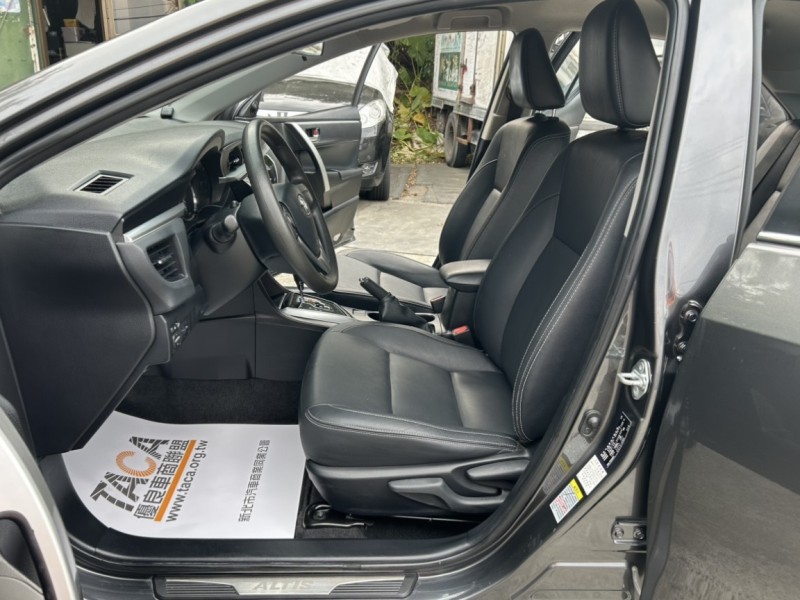 Toyota  Altis ~TACA優良車商~*(小林汽車)* 正2015年 TOYOTA ALTIS 豐田 阿提斯 1.8 3代 鐵灰色 定速 恆溫 安卓機 | 新北市汽車商業同業公會｜TACA優良車商聯盟｜中古、二手車買車賣車公會認證保固