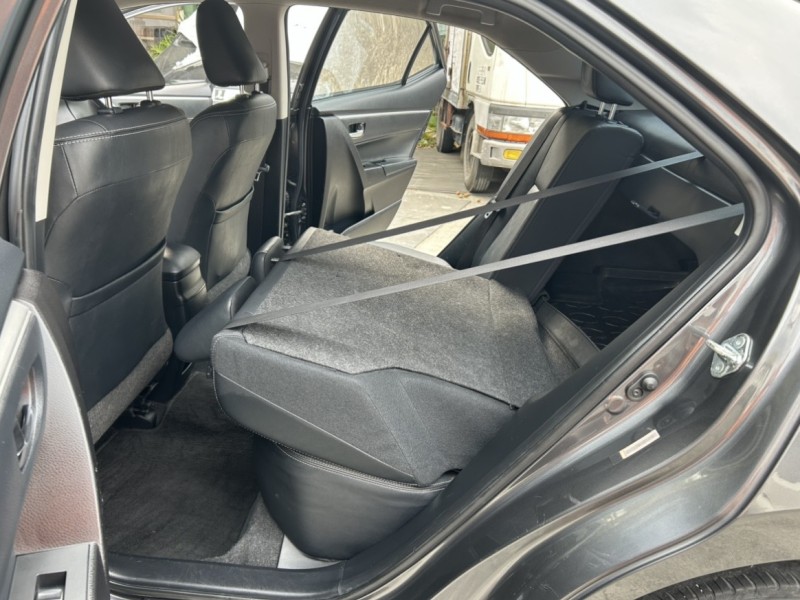 Toyota  Altis ~TACA優良車商~*(小林汽車)* 正2015年 TOYOTA ALTIS 豐田 阿提斯 1.8 3代 鐵灰色 定速 恆溫 安卓機 | 新北市汽車商業同業公會｜TACA優良車商聯盟｜中古、二手車買車賣車公會認證保固