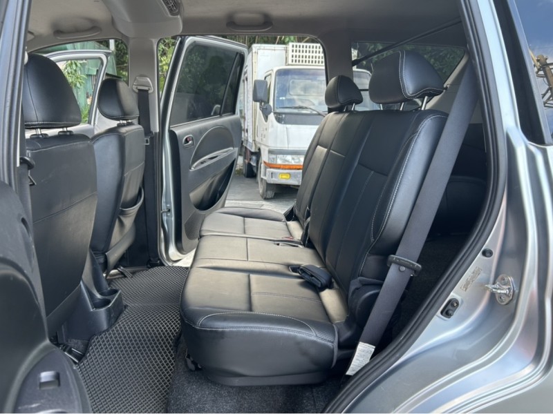 Mitsubishi  Zinger ~TACA優良車商~*(小林汽車)* 正2018年 MITSUBISHI ZINGER 三菱 勁哥 2.4 3.5代 銀色 後出風口 定速 自排 | 新北市汽車商業同業公會｜TACA優良車商聯盟｜中古、二手車買車賣車公會認證保固