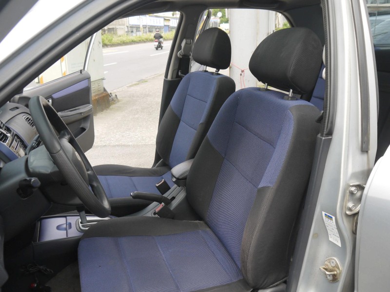 Ford/福特  Tierra 優質代步車 內裝顧的不錯 冷氣會冷 有天窗 藍黑雙色內裝 FORD TIERRA 1.6 | 新北市汽車商業同業公會｜TACA優良車商聯盟｜中古、二手車買車賣車公會認證保固