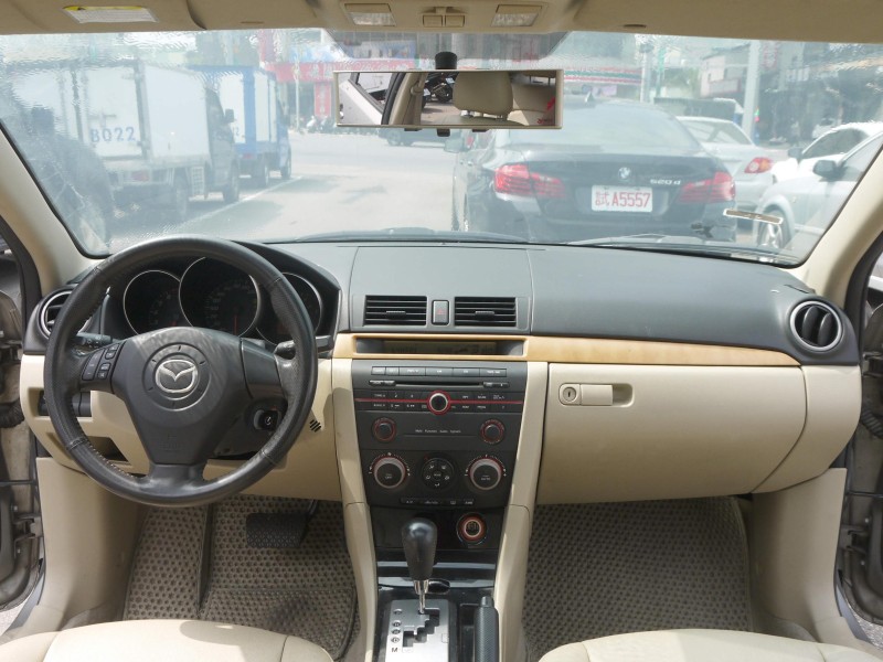 Mazda  Mazda3 僅跑5萬 里程保證 天窗 恆溫 電動椅 優質代步車 MAZDA3 | 新北市汽車商業同業公會｜TACA優良車商聯盟｜中古、二手車買車賣車公會認證保固
