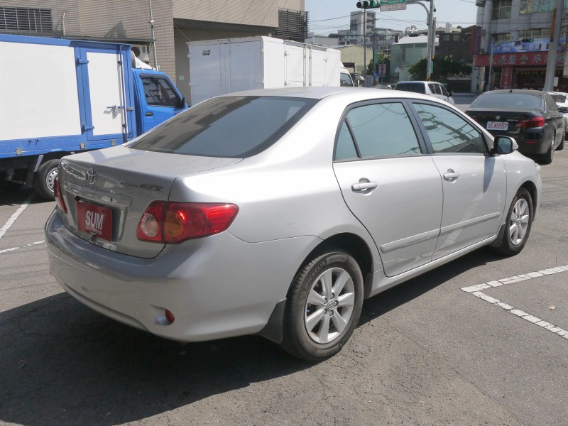 Toyota  Altis 僅跑13萬 里程保證 一年僅跑8千公里 車況不錯 優質好車 ALTIS 1.8 | 新北市汽車商業同業公會｜TACA優良車商聯盟｜中古、二手車買車賣車公會認證保固