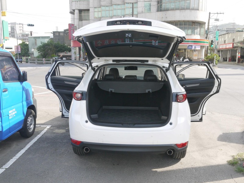 Mazda  CX-5 新車價116.9萬 旗艦版 僅跑3萬 原廠保養 雙前座通風椅 BOSE音響 CX5 | 新北市汽車商業同業公會｜TACA優良車商聯盟｜中古、二手車買車賣車公會認證保固