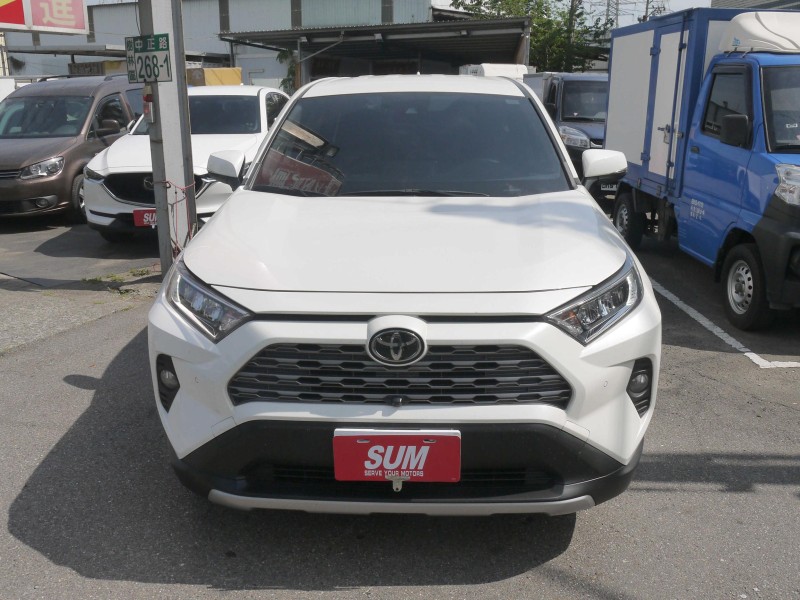 Toyota  RAV4 旗艦版 360度環景 電動尾門 一手車 原廠保養 里程保證 RAV4 2.0 | 新北市汽車商業同業公會｜TACA優良車商聯盟｜中古、二手車買車賣車公會認證保固