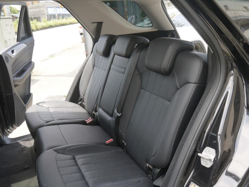 Mercedes-Benz/賓士   GLE-CLASS  GLE350d 省油  大馬力 360度環景 安卓影音 電動尾門 舒適大空間 GLE 350d | 新北市汽車商業同業公會｜TACA優良車商聯盟｜中古、二手車買車賣車公會認證保固