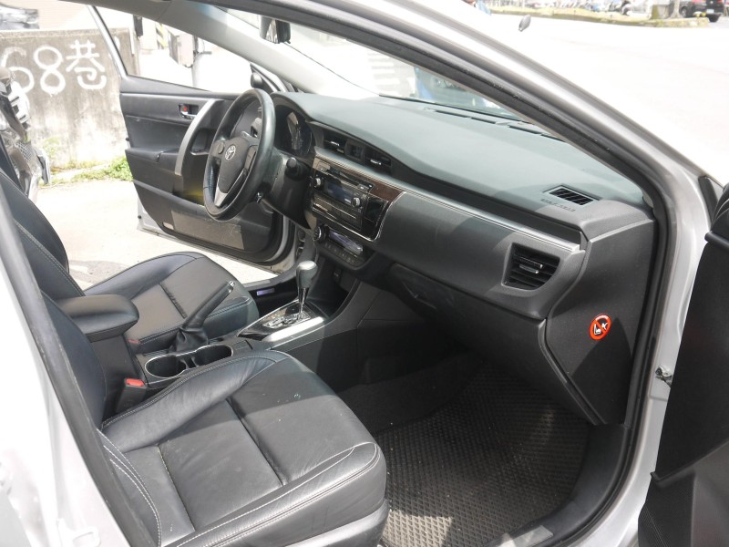 Toyota  Altis 頂級版 I-KEY免鑰匙 防滑系統 定速 恆溫 里程保證 車況極佳 ALTIS | 新北市汽車商業同業公會｜TACA優良車商聯盟｜中古、二手車買車賣車公會認證保固