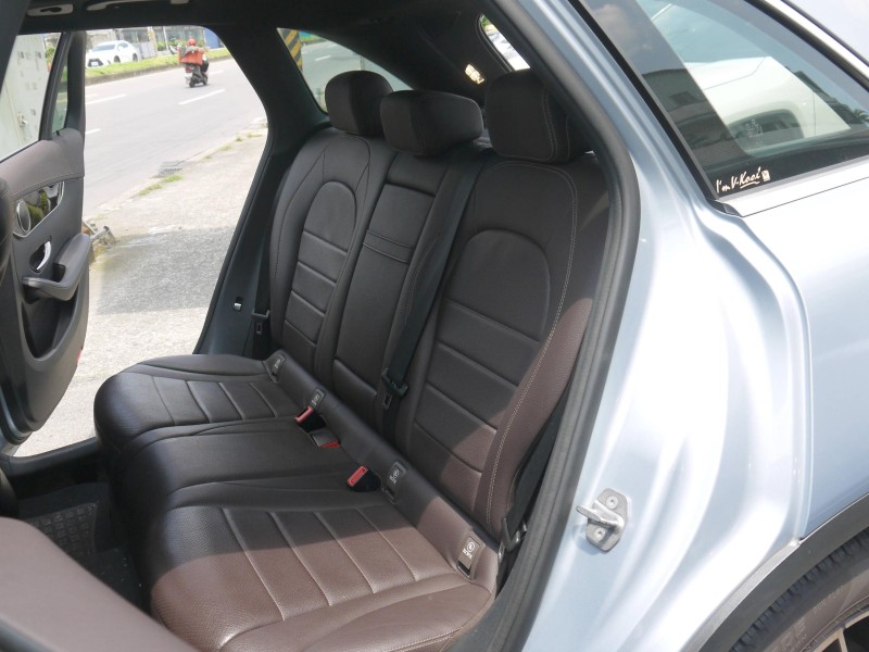 Mercedes-Benz/賓士   GLC-CLASS  GLC250 運動版 全景天窗 23P AMG套件 360度環景 盲點 摸門 總代理 GLC250  | 新北市汽車商業同業公會｜TACA優良車商聯盟｜中古、二手車買車賣車公會認證保固