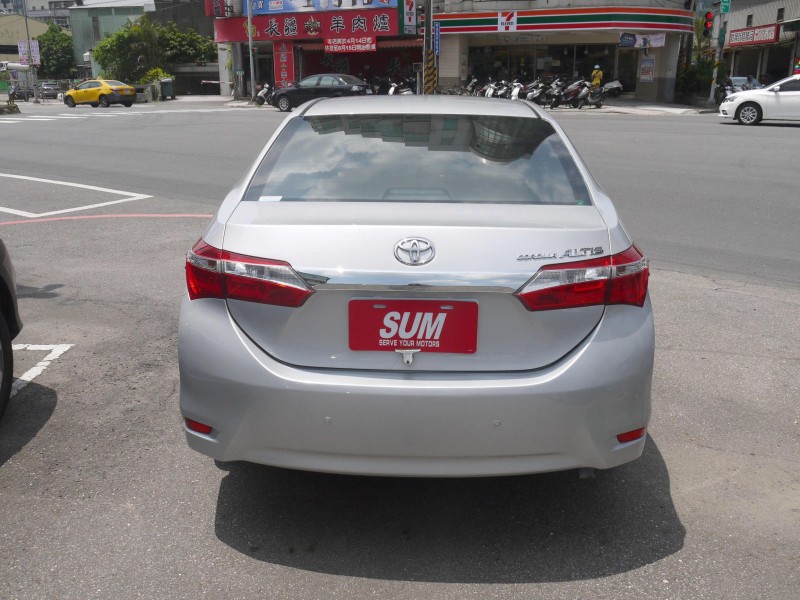 Toyota  Altis 頂級版 I-KEY免鑰匙 防滑系統 定速 恆溫 里程保證 車況極佳 ALTIS | 新北市汽車商業同業公會｜TACA優良車商聯盟｜中古、二手車買車賣車公會認證保固
