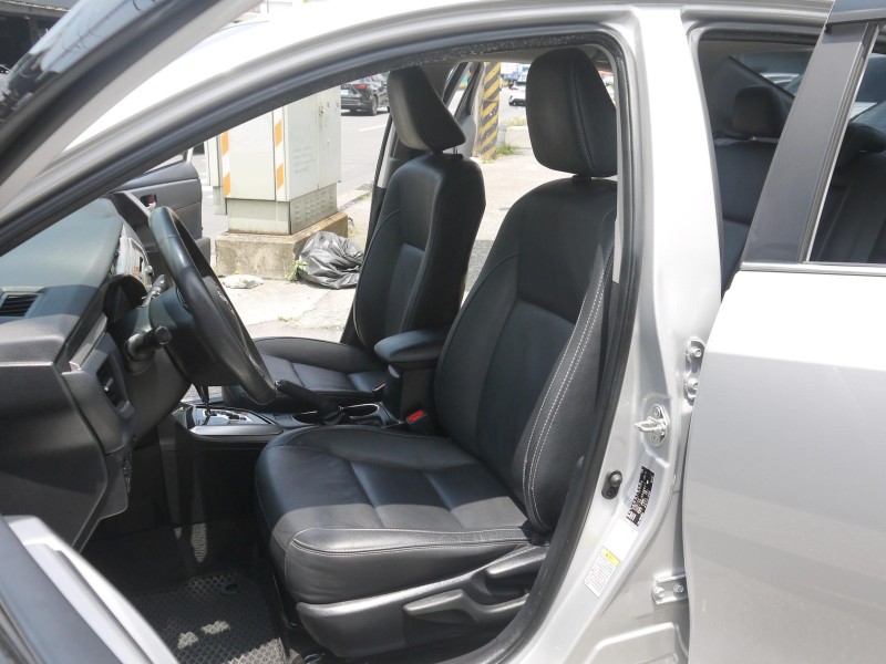 Toyota  Altis 頂級版 I-KEY免鑰匙 防滑系統 定速 恆溫 里程保證 車況極佳 ALTIS | 新北市汽車商業同業公會｜TACA優良車商聯盟｜中古、二手車買車賣車公會認證保固