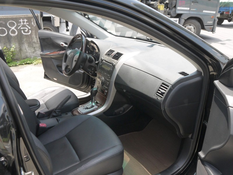 Toyota  Altis 定速 恆溫 胎壓 里程保證 省油 好開 優質好車 ALTIS 1.8 | 新北市汽車商業同業公會｜TACA優良車商聯盟｜中古、二手車買車賣車公會認證保固
