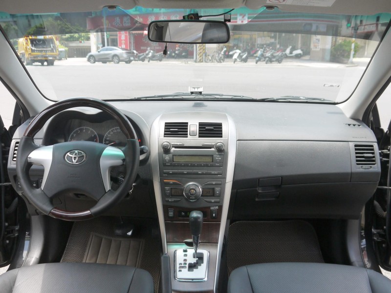 Toyota  Altis 定速 恆溫 胎壓 里程保證 省油 好開 優質好車 ALTIS 1.8 | 新北市汽車商業同業公會｜TACA優良車商聯盟｜中古、二手車買車賣車公會認證保固