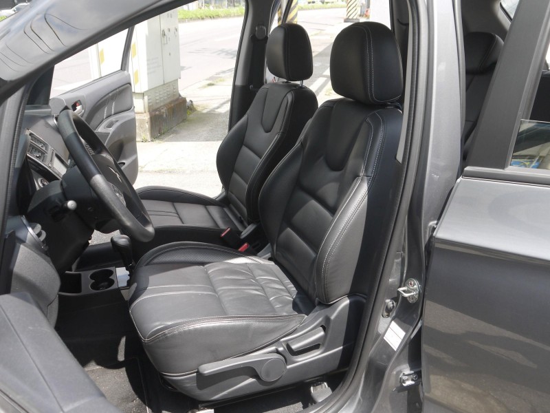 Mitsubishi  Colt Plus 僅跑4萬 原廠保養 頂級版 電動尾門 IKEY免鑰匙 定速 盲點 COLTPLUS | 新北市汽車商業同業公會｜TACA優良車商聯盟｜中古、二手車買車賣車公會認證保固
