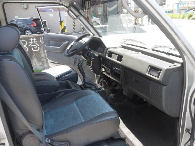 Mitsubishi  Delica 一手車 僅跑15萬 八人座 可改貨車牌 得利卡 廂車 2.4 | 新北市汽車商業同業公會｜TACA優良車商聯盟｜中古、二手車買車賣車公會認證保固