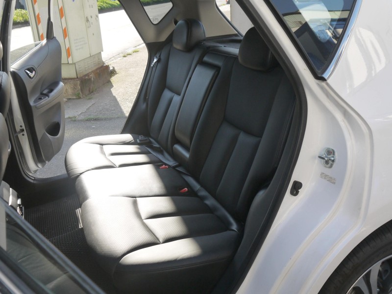 Nissan  Tiida 旗艦版 環景影像 IKEY免鑰匙 定速 恆溫 里程保證 TIIDA 1.6 | 新北市汽車商業同業公會｜TACA優良車商聯盟｜中古、二手車買車賣車公會認證保固