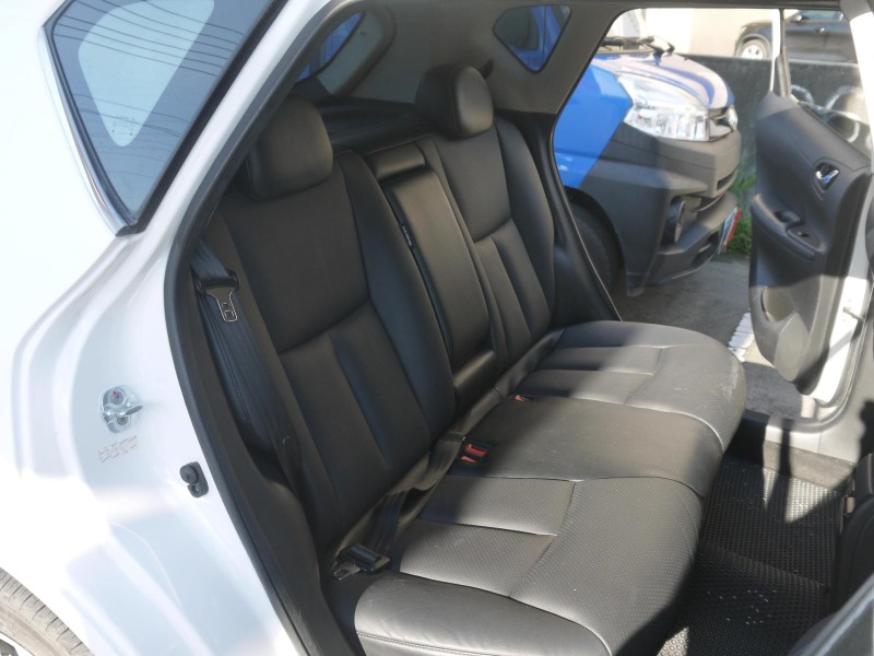Nissan  Tiida 旗艦版 環景影像 IKEY免鑰匙 定速 恆溫 里程保證 TIIDA 1.6 | 新北市汽車商業同業公會｜TACA優良車商聯盟｜中古、二手車買車賣車公會認證保固