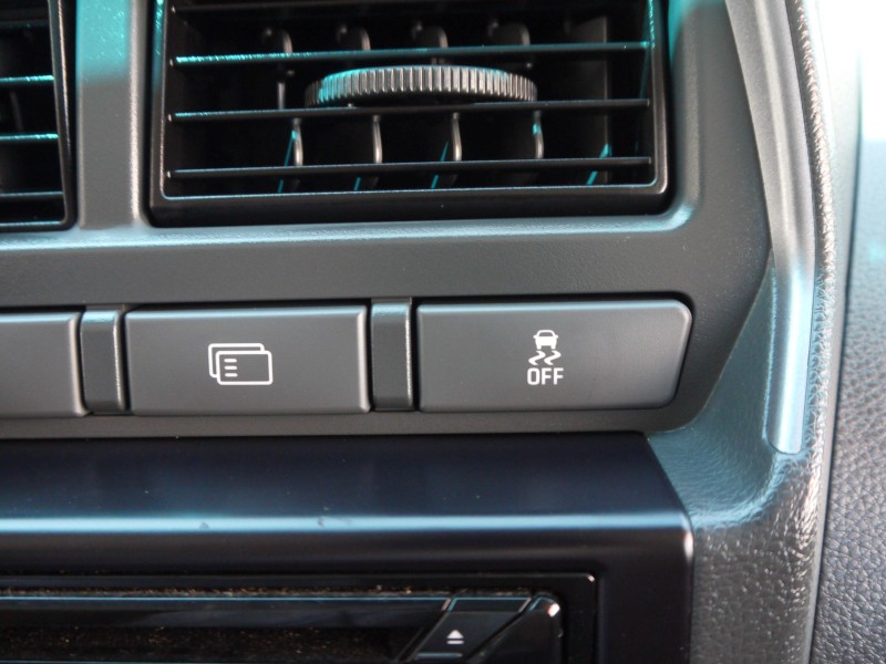 Mitsubishi  Veryca 自排 白鐵斗 三面掀帆布 里程保證 定速 VERYCA 菱利貨車 1.5 | 新北市汽車商業同業公會｜TACA優良車商聯盟｜中古、二手車買車賣車公會認證保固
