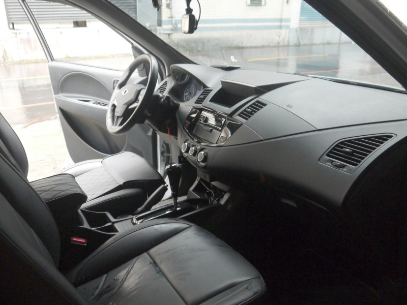 Mitsubishi  Zinger 僅跑1萬 里程保證 有定速 鋁圈 後出風口 可改貨車牌 ZINGER 2.4 | 新北市汽車商業同業公會｜TACA優良車商聯盟｜中古、二手車買車賣車公會認證保固